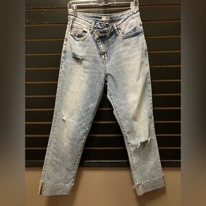 Ceros Distressed Light Wash Jeans Size 30 Cropped Raw Hem High Rise